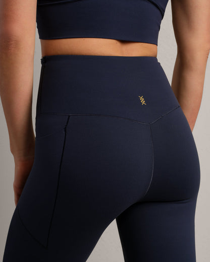 Revive™ 7/8 Pocket Legging - US 4237
