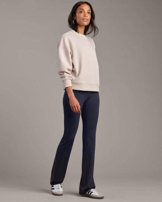 Revive™ Flare Legging - US 3984