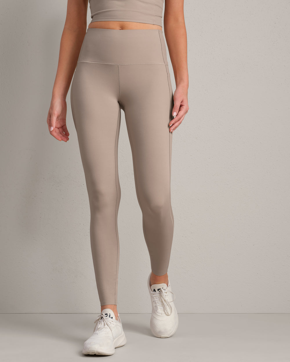 Revive™ Rib 7/8 Pocket Legging - US 2546