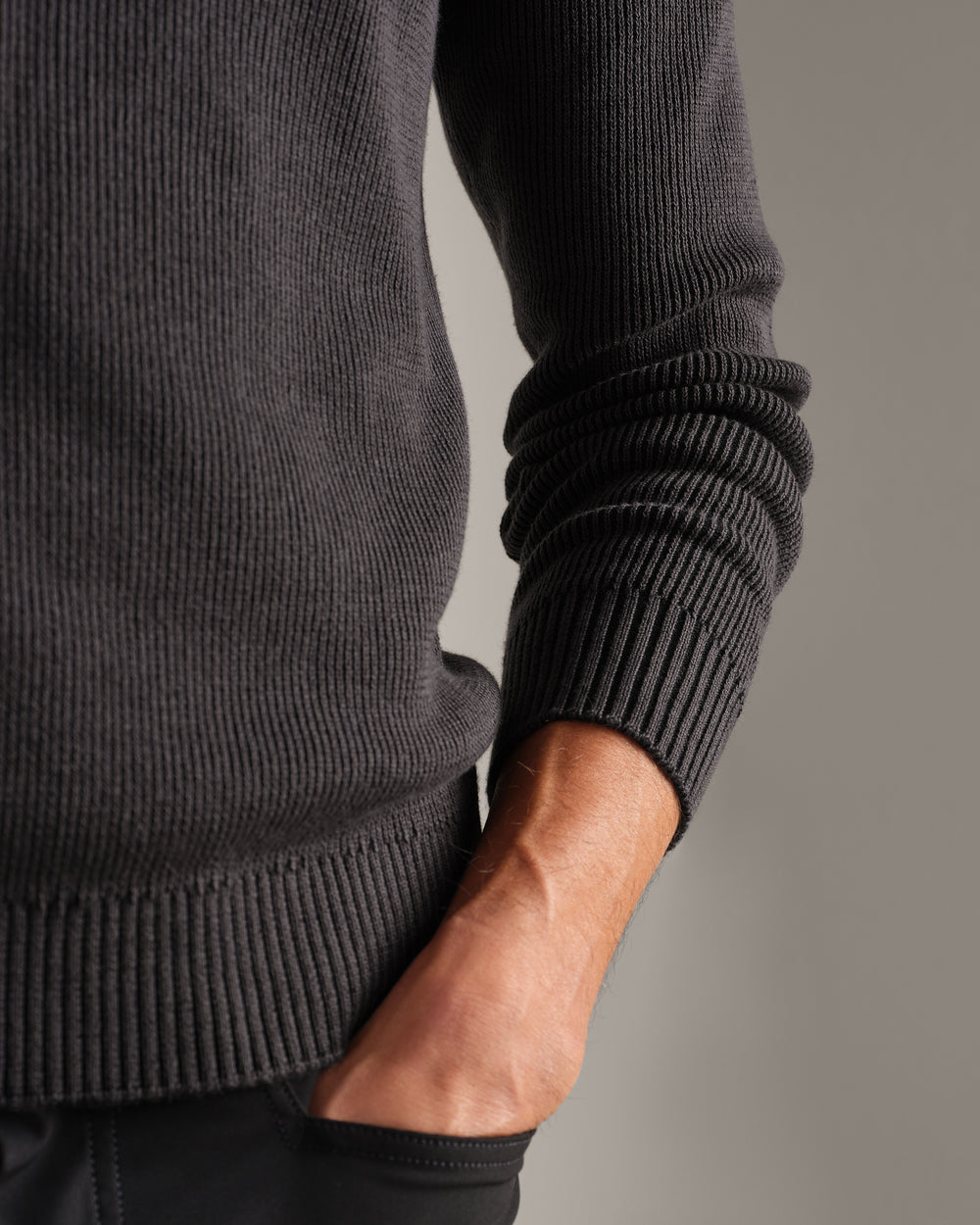 Rib Crewneck Sweater - US 7052