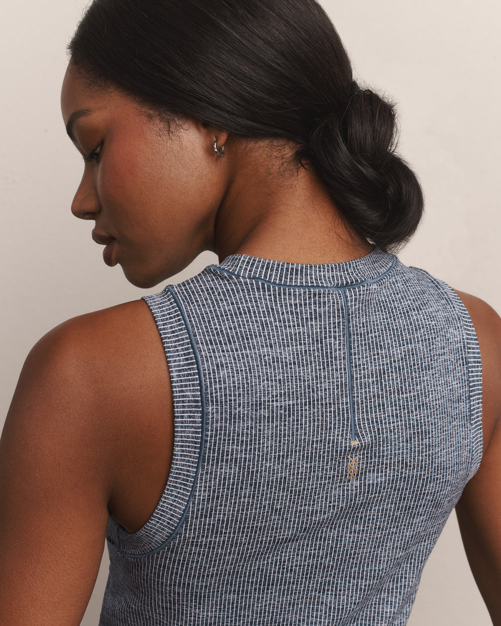 Strata Tank - US 9536