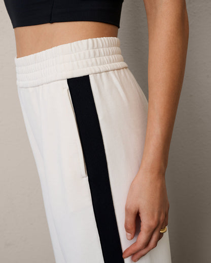 Uptown Track Pant - US 8837