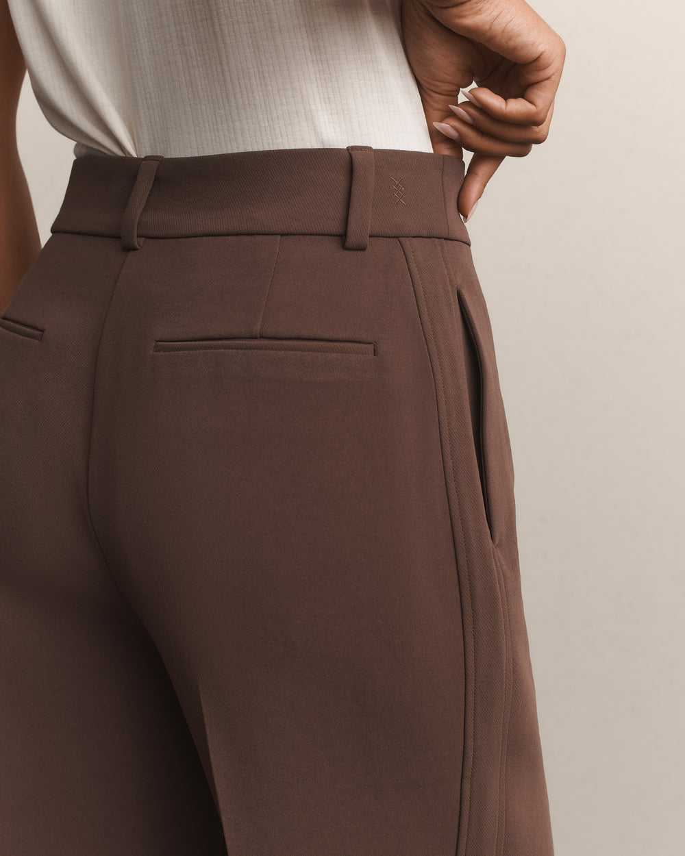 Uptown Wide Leg Pant - US 2400