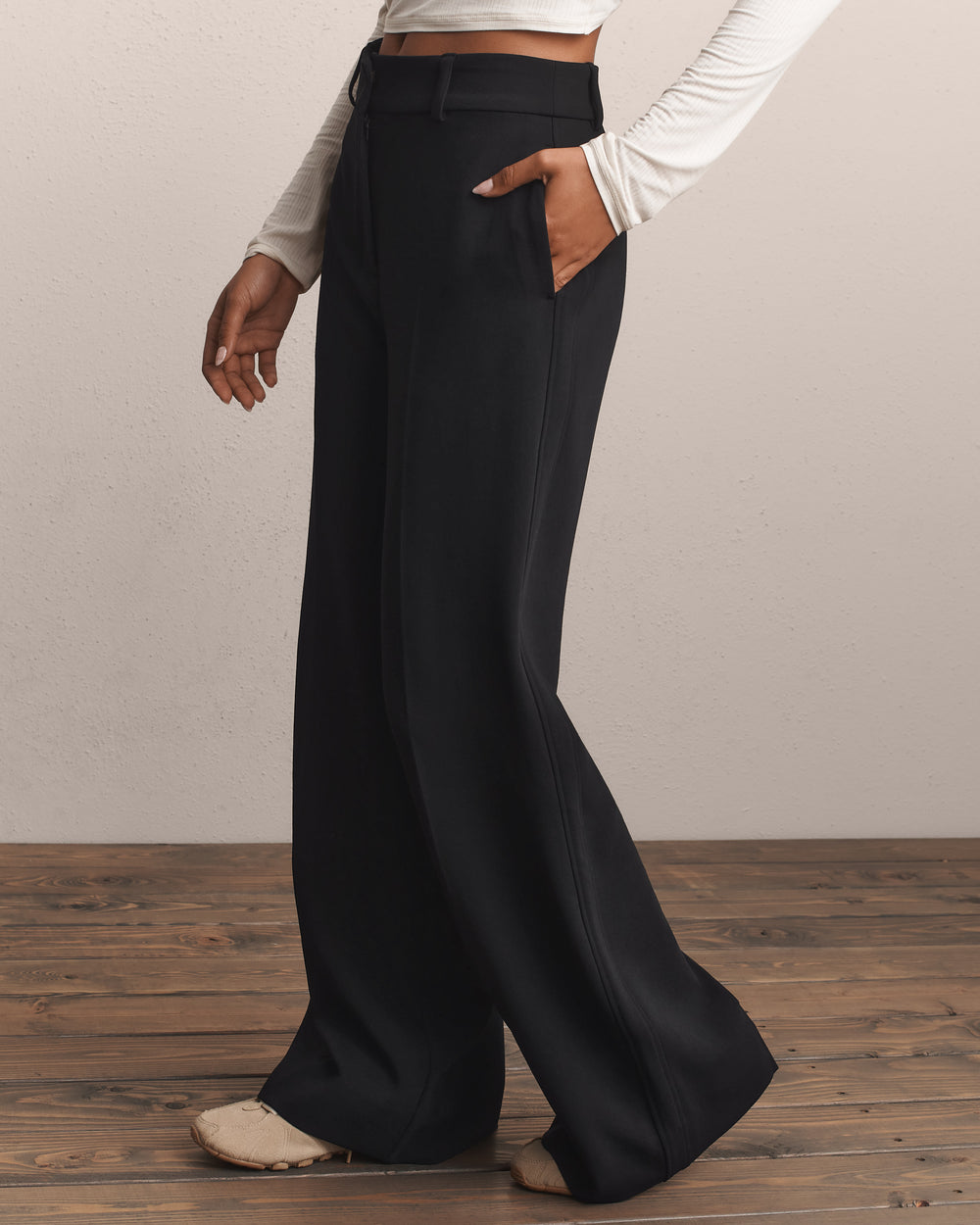 Uptown Wide Leg Pant - US 9125