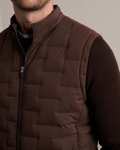 Voyage Down Vest - US 8611