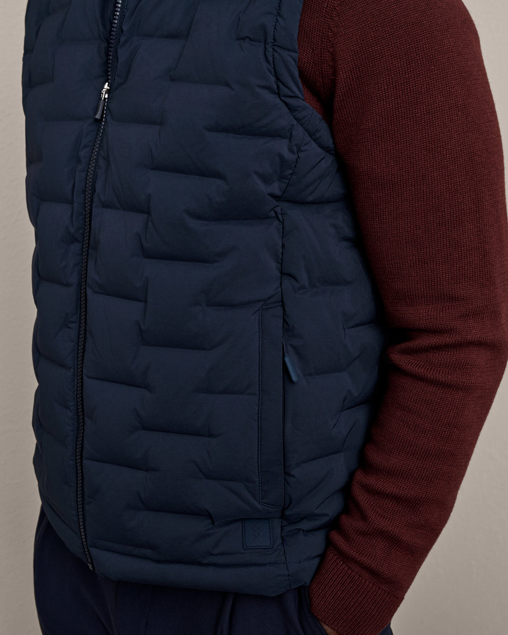 Voyage Down Vest - US 6971