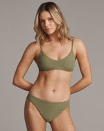 Wavemaker Mid Rise Bottom - US 0906