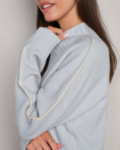 Westside V-Neck Sweater - US 8588