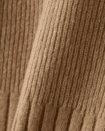 Westside V-Neck Sweater - US 4348